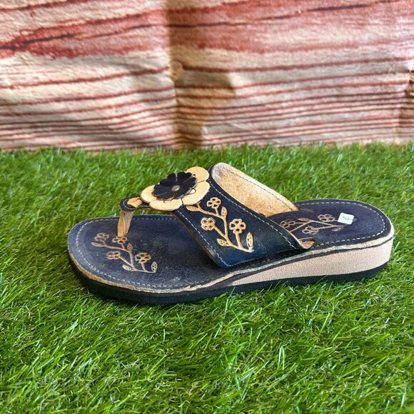 Women's Genuine Leather Blue Sandals with Flower Details Handmade in Mexico - Picture 5 of 6